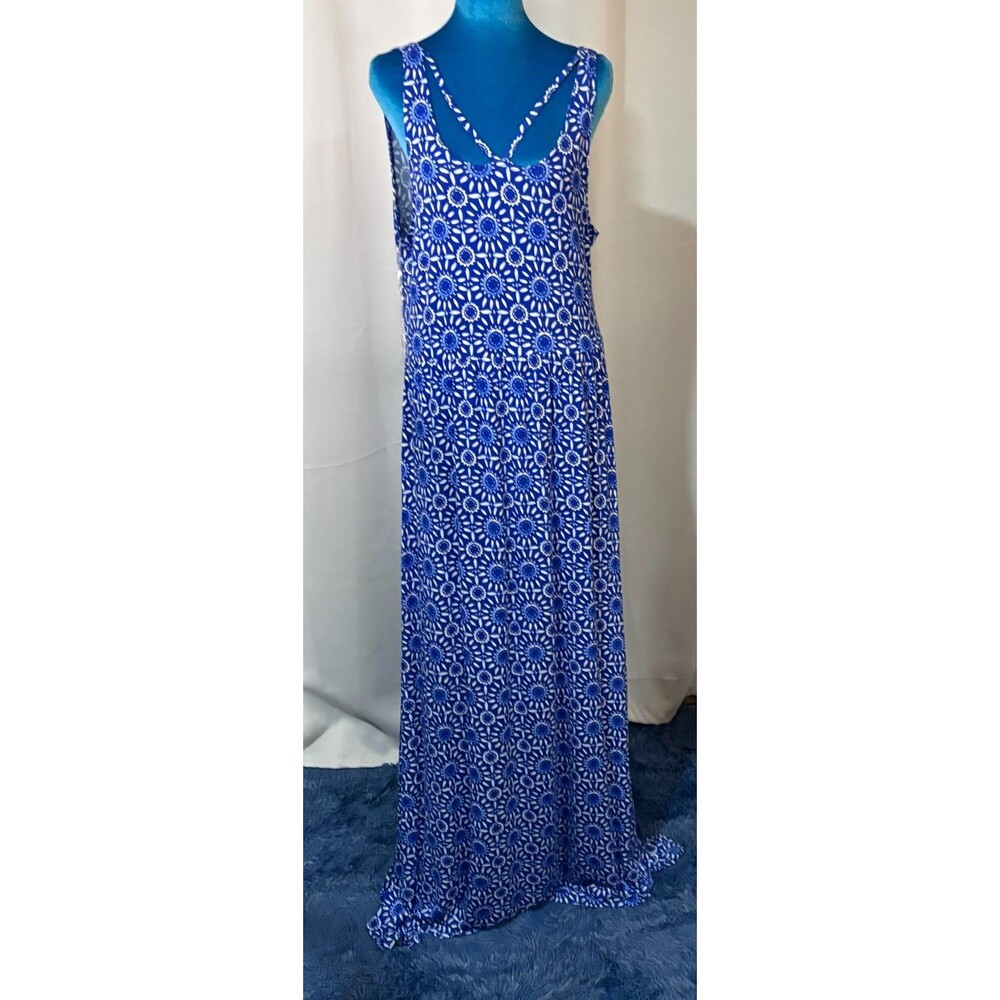 So Maxi Dress XL Blue White Floral Sleeveless Strappy Back Stretch Rayon